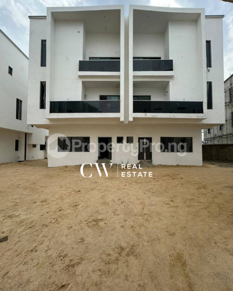 4 bedroom House for sale Lekki Lagos