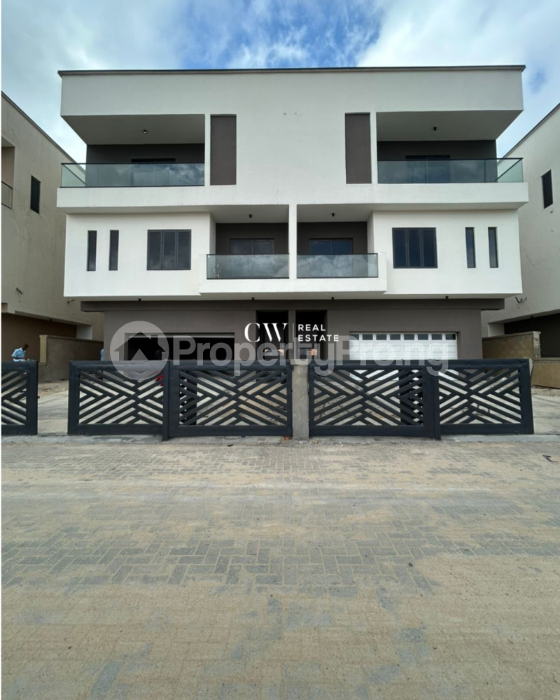 4 bedroom House for sale Lekki Lagos