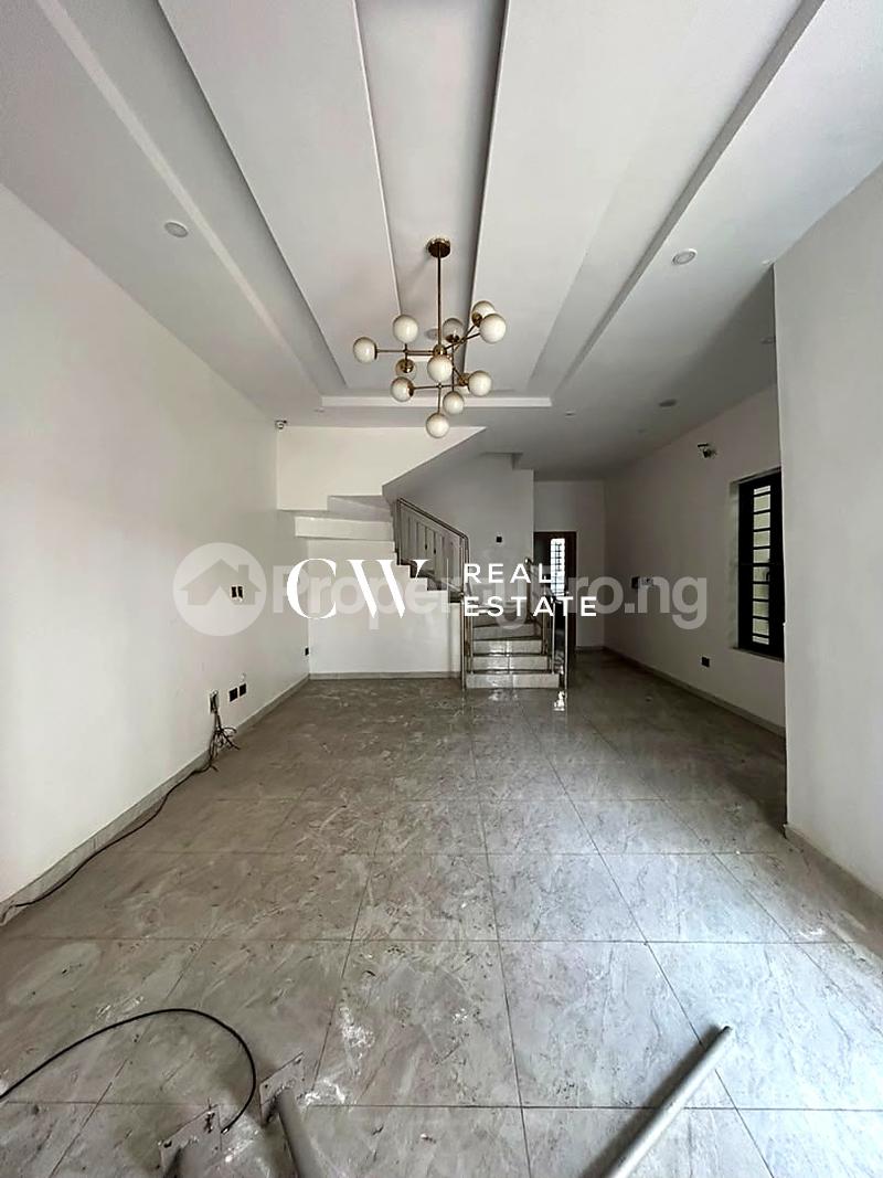 4 bedroom House for sale Lekki Lagos
