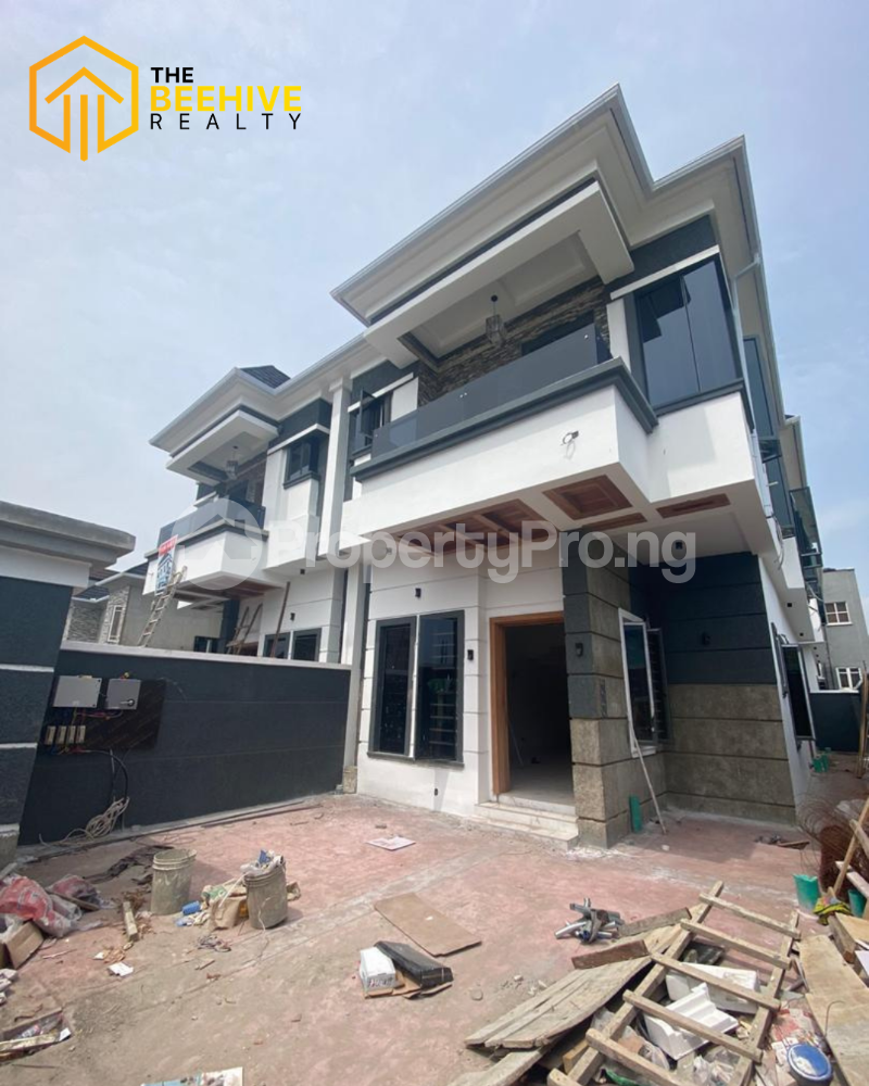 4 bedroom House for sale Jakande Lekki Lagos