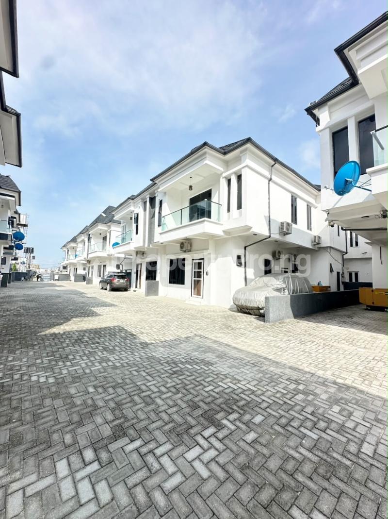 4 bedroom House for sale Ikota Lekki Lagos