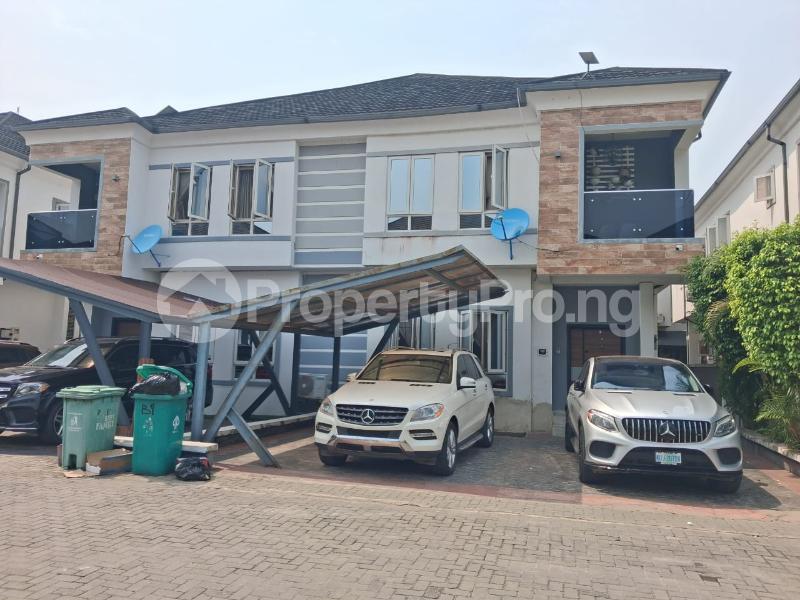 4 bedroom House for sale Lekki Lagos
