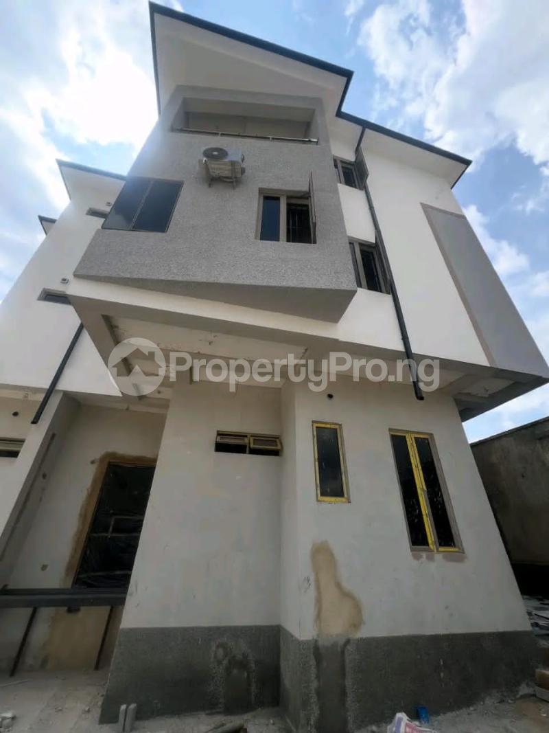 6 bedroom House for sale Guzape Abuja