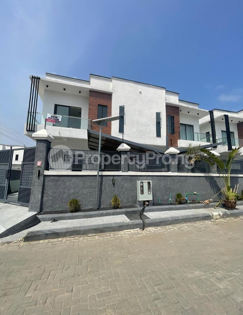 4 bedroom House for sale Orchid Lekki Lagos. orchid Lekki Lagos