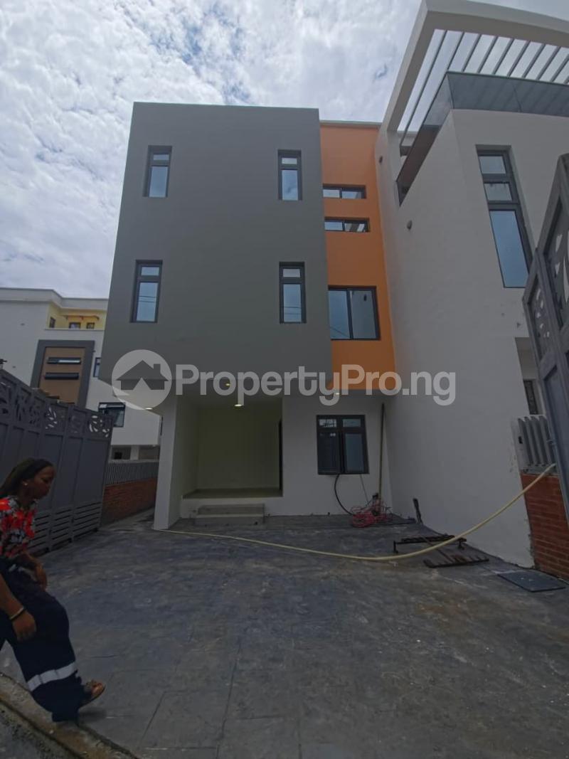 4 bedroom House for sale Mende Maryland Lagos