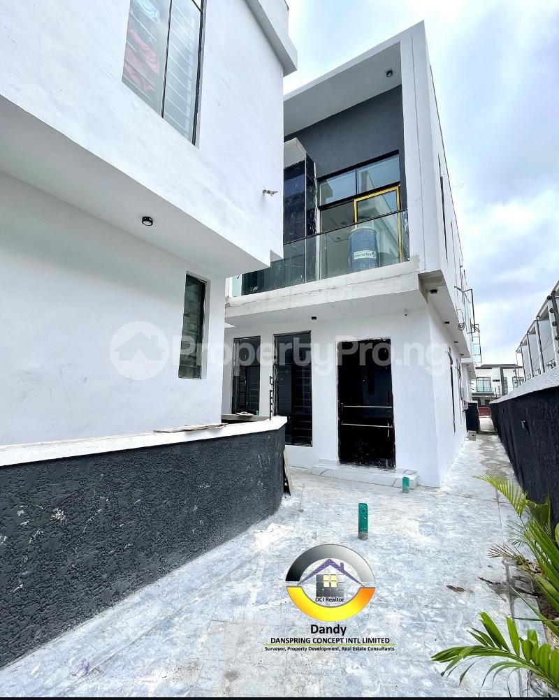 4 bedroom House for sale Ikota Lekki Lagos