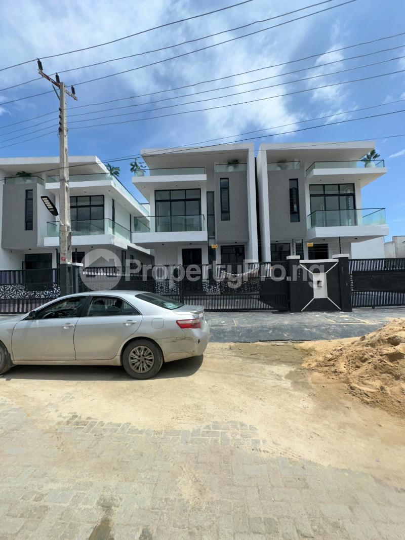 4 bedroom House for rent Ikota Lekki Lagos