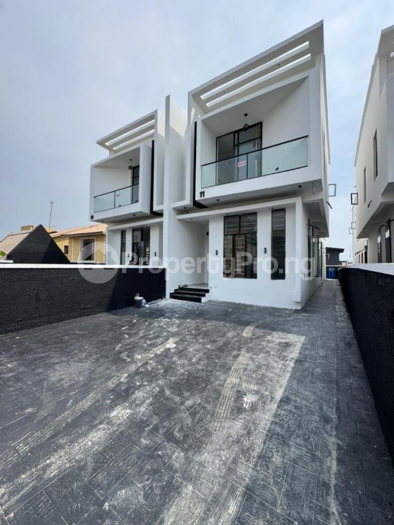 4 bedroom House for rent Idado Lekki Lagos