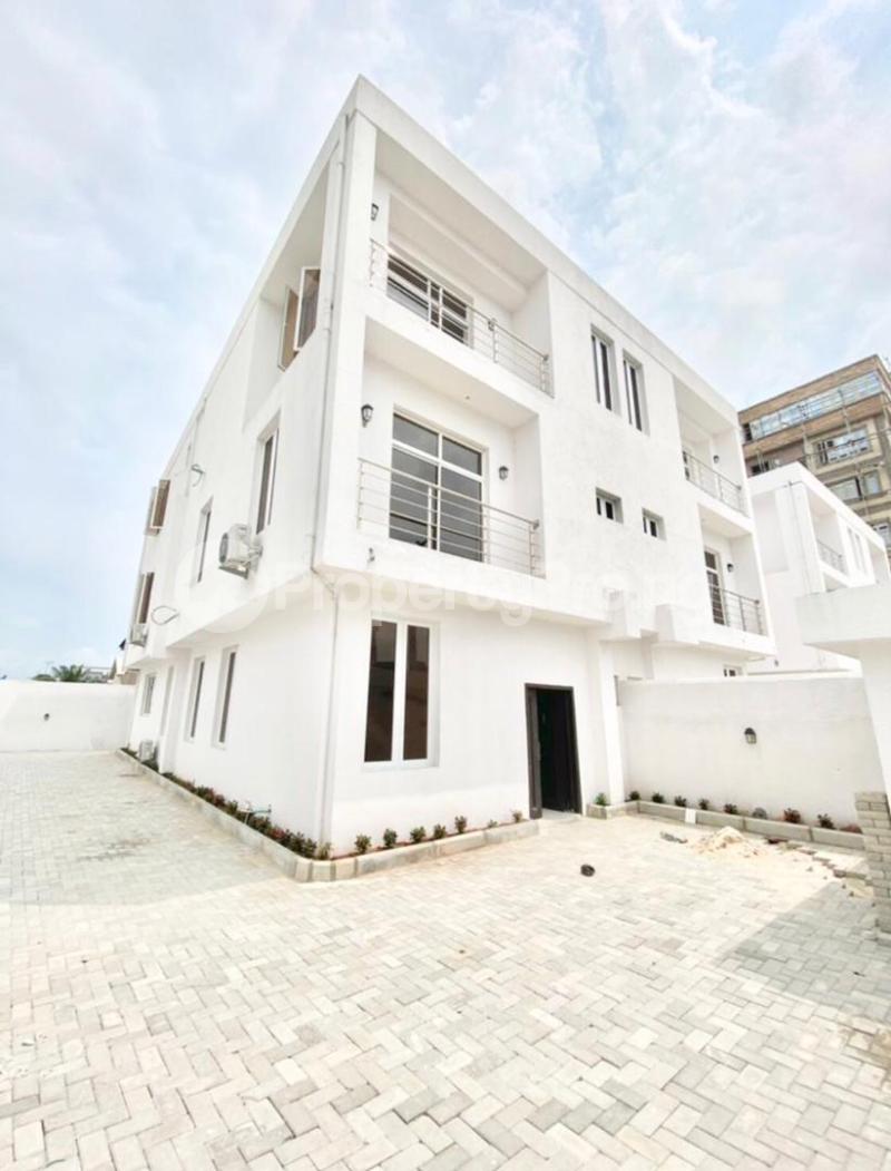 4 bedroom House for sale Ikate Lekki Lagos
