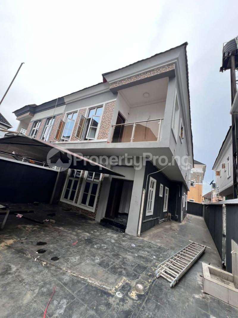 4 bedroom House for sale chevron Lekki Lagos