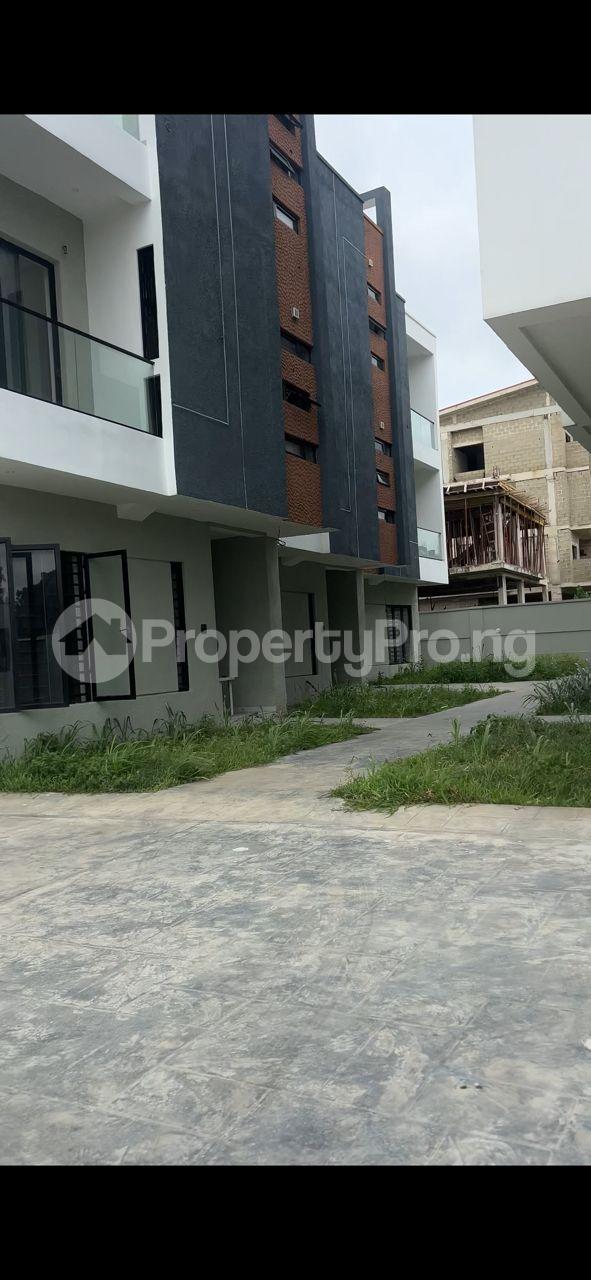 4 bedroom House for sale Adeniyi Jones Ikeja Lagos