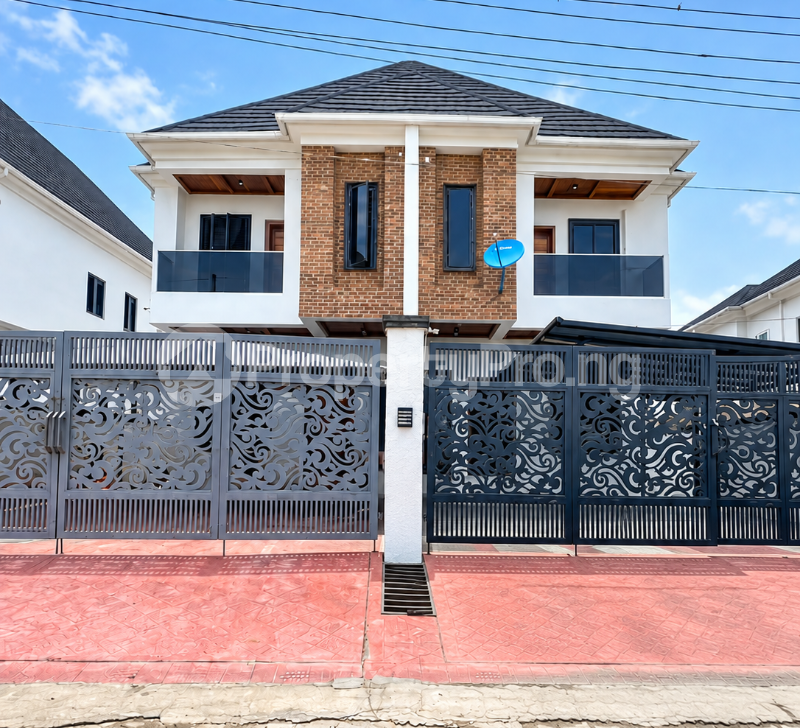 4 bedroom House for sale Chevron Toll Gate Lekki Lagos