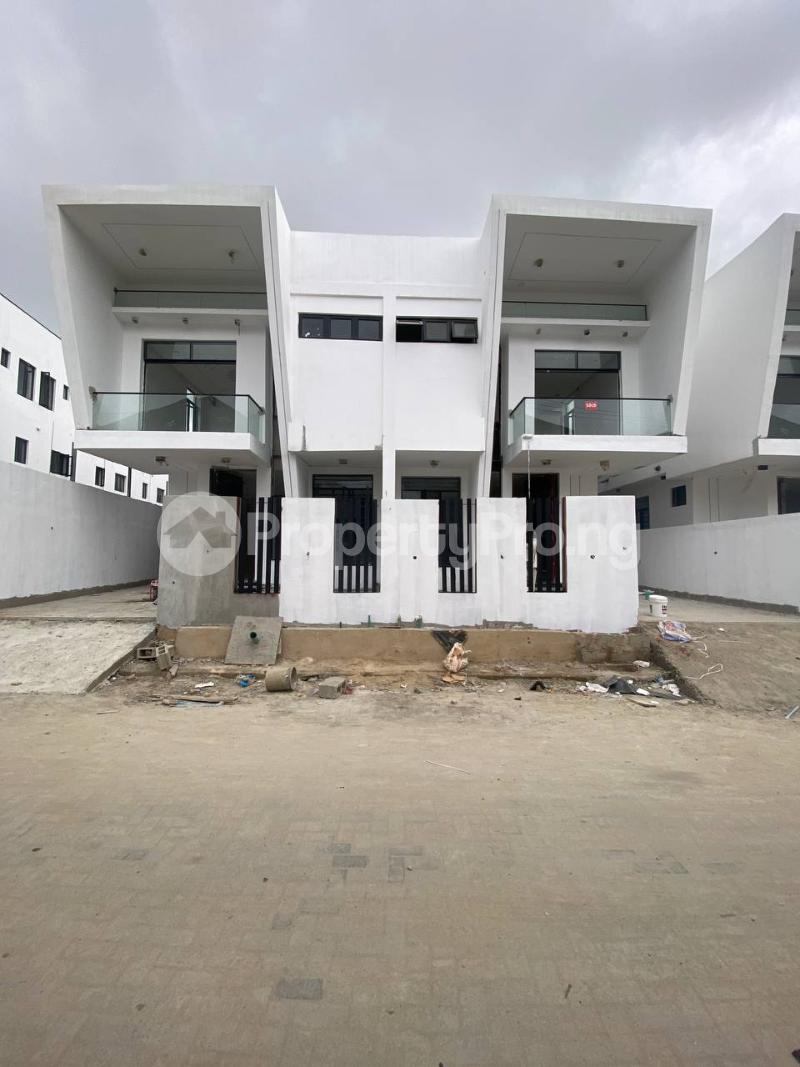 4 bedroom House for sale orchid Lekki Lagos