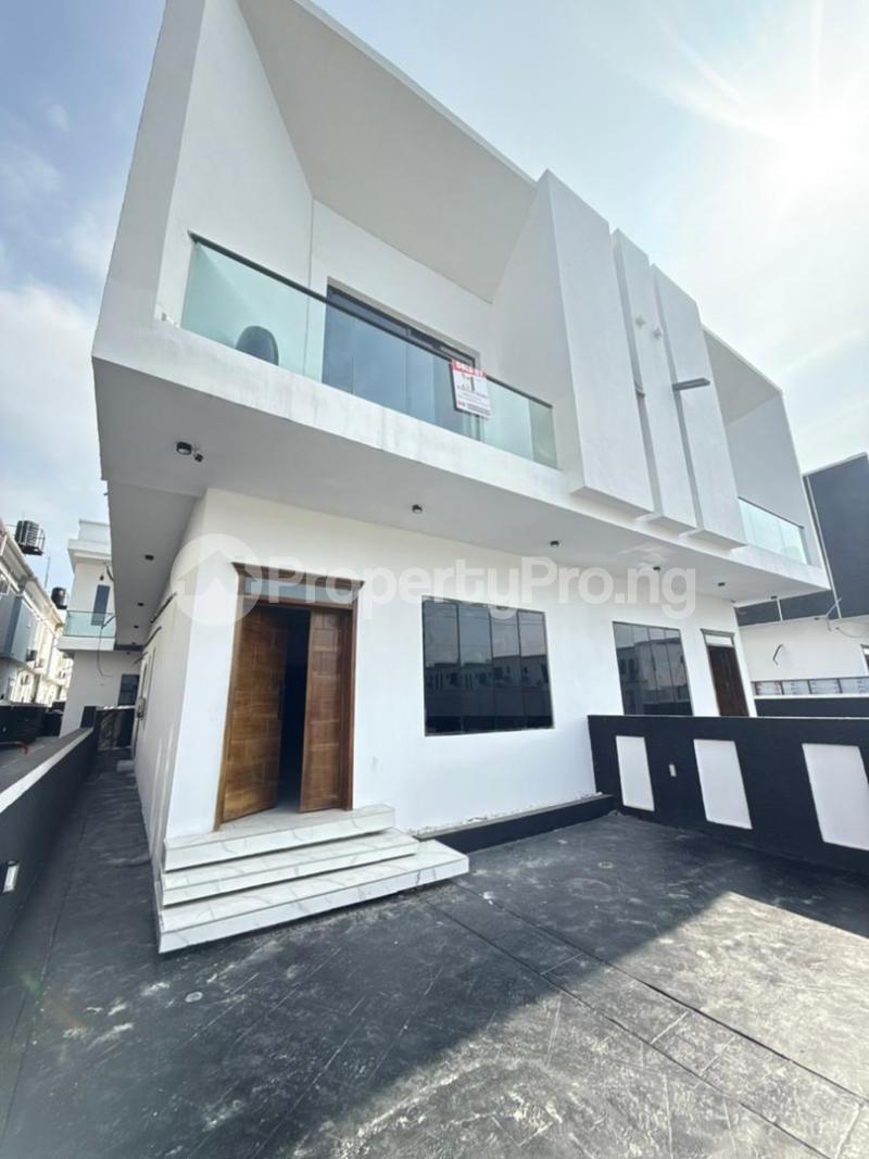 4 bedroom House for sale Dpk Estate, Orchid Road Lekki Lagos