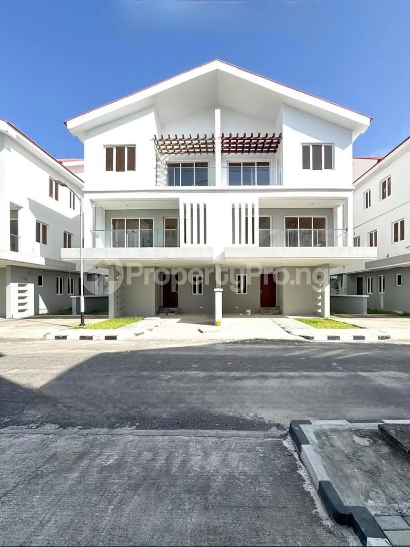 4 bedroom House for sale 4 Bedroom Duplex For Sale chevron Lekki Lagos