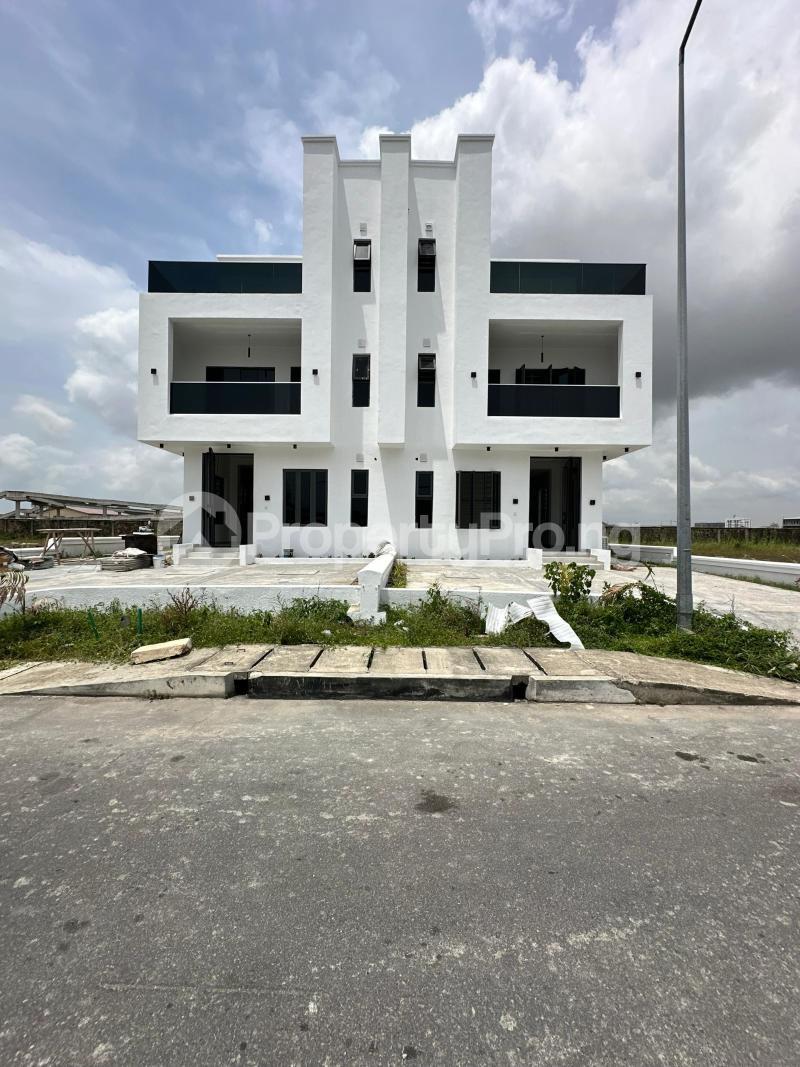 4 bedroom House for sale Cowrie Creek Estate Ikate Lekki Lagos