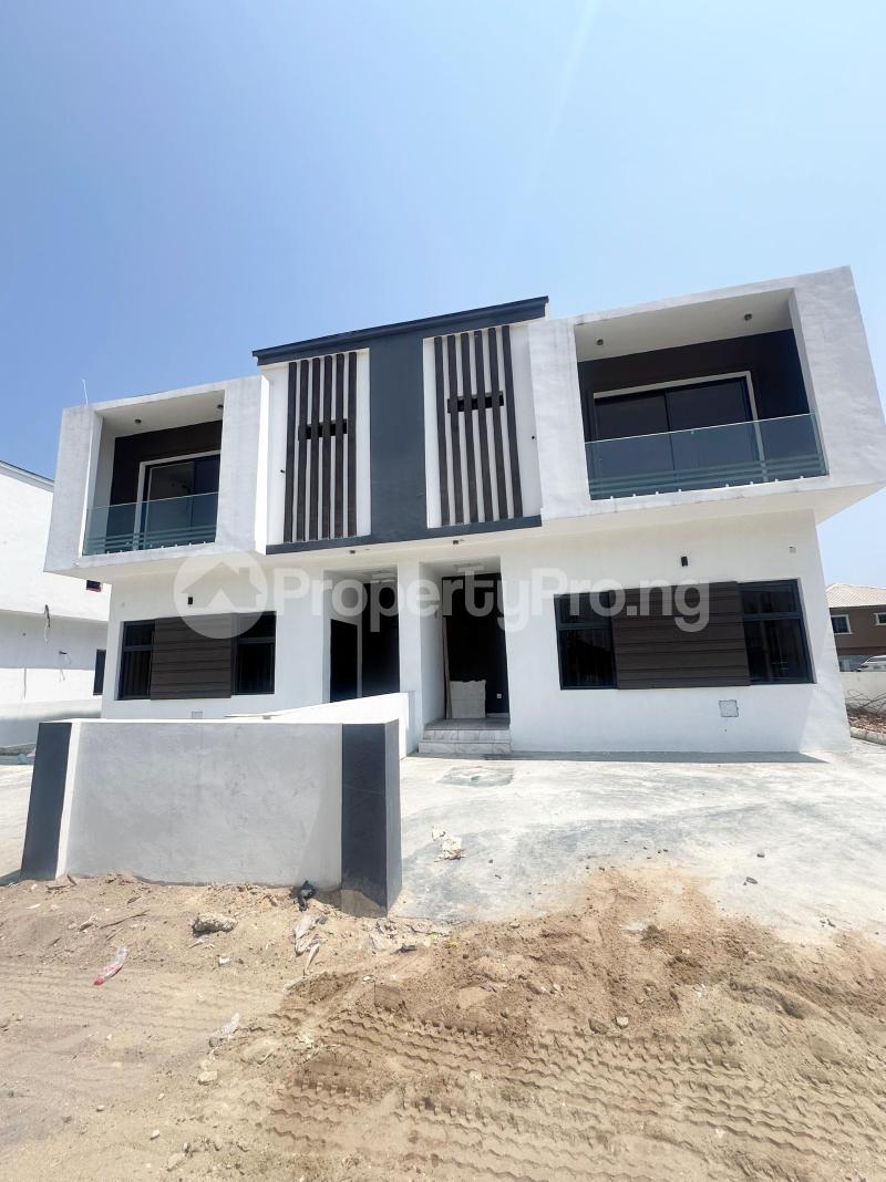 4 bedroom House for sale Ologolo Lekki Lagos