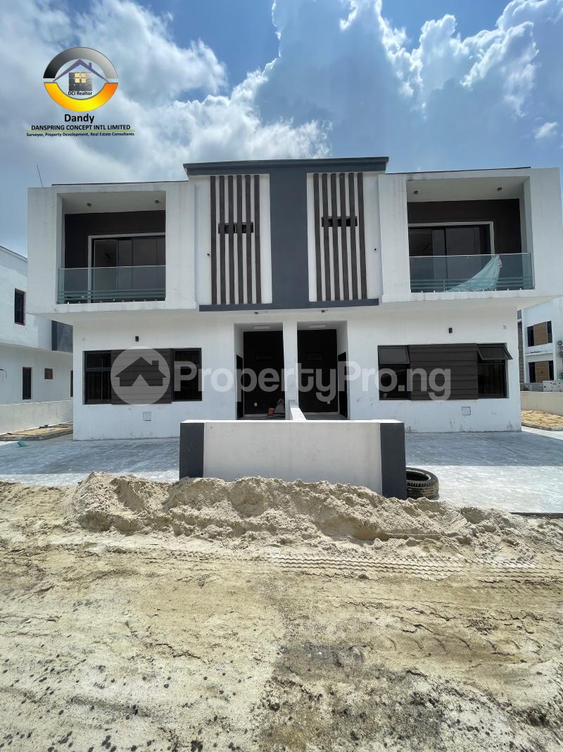 4 bedroom House for sale Ologolo Lekki Lagos