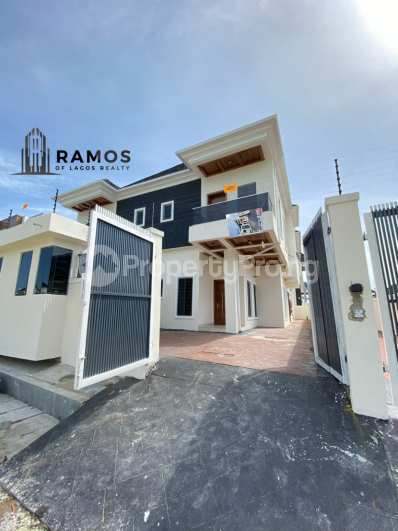 4 bedroom House for sale Lekki Lagos