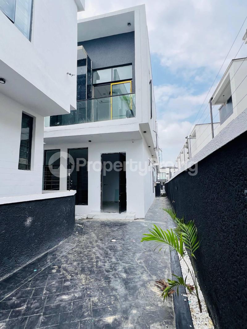4 bedroom House for sale Ikota Lekki Lagos