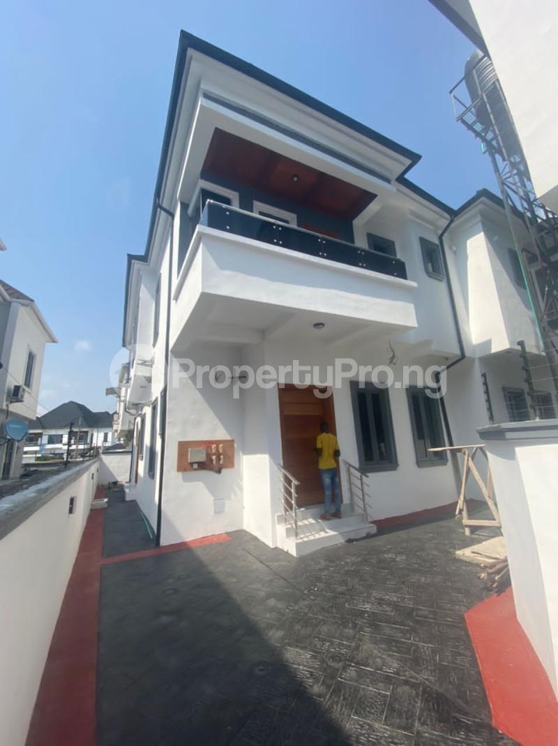 4 bedroom House for sale Orchid Road chevron Lekki Lagos