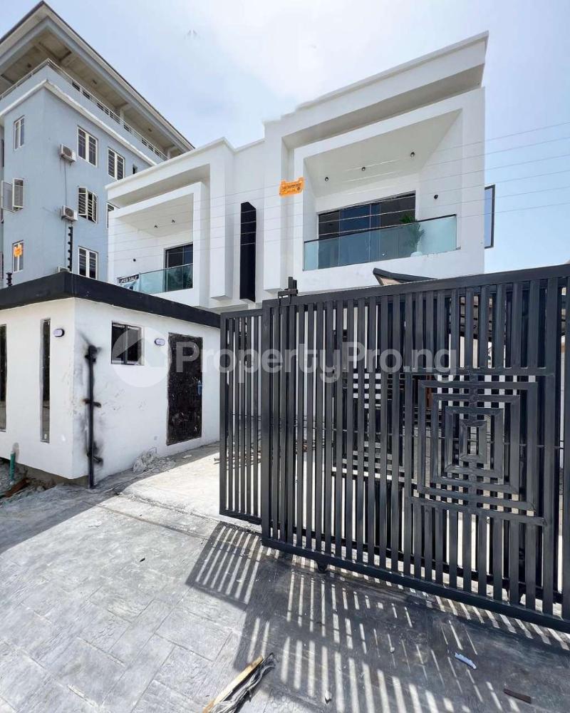 4 bedroom House for rent Second Toll Gate Lekki Lagos