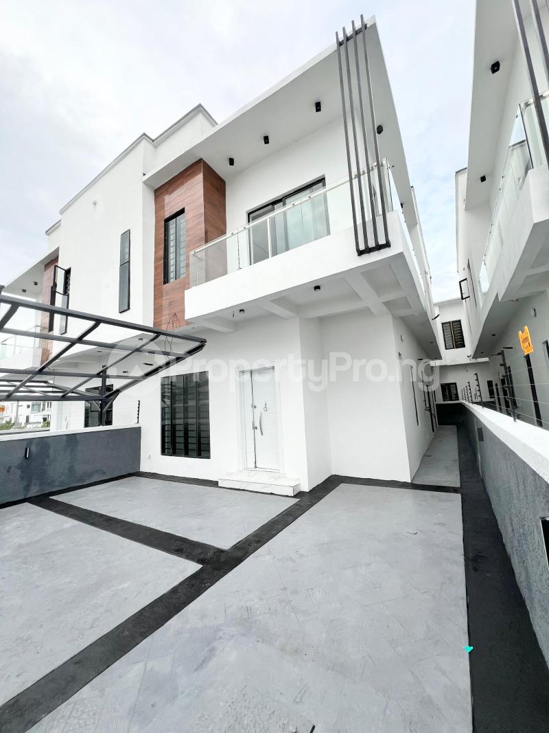 4 bedroom House for sale Toll Gate Chevron Lekki Lagos