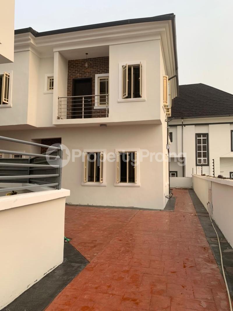 4 bedroom House for sale Ologolo Lekki Lagos