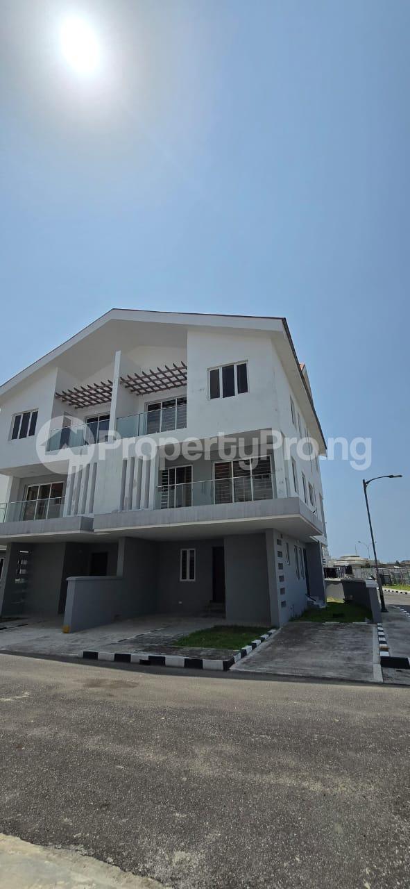 4 bedroom House for rent Chevron Drive Lekki Lagos