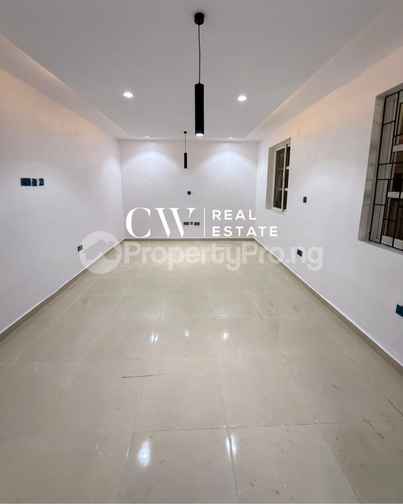 4 bedroom House for rent ONIRU Victoria Island Lagos