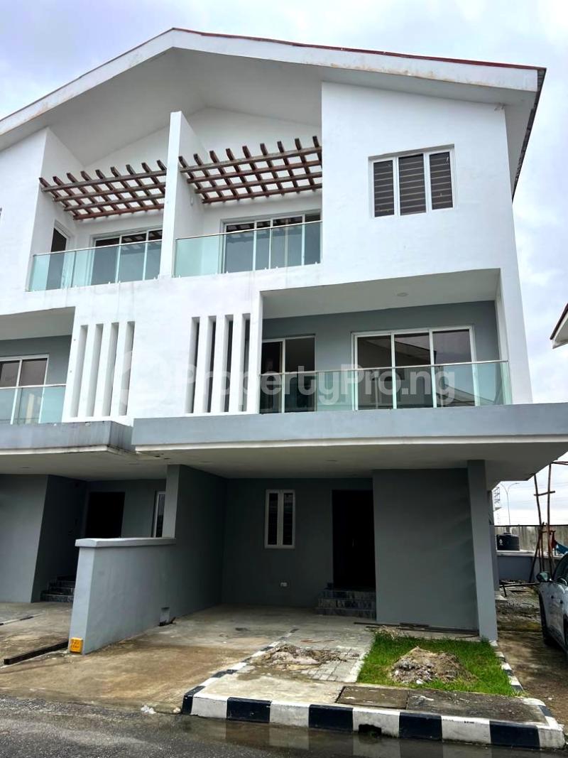 4 bedroom House for rent Chevron Lekki Lagos
