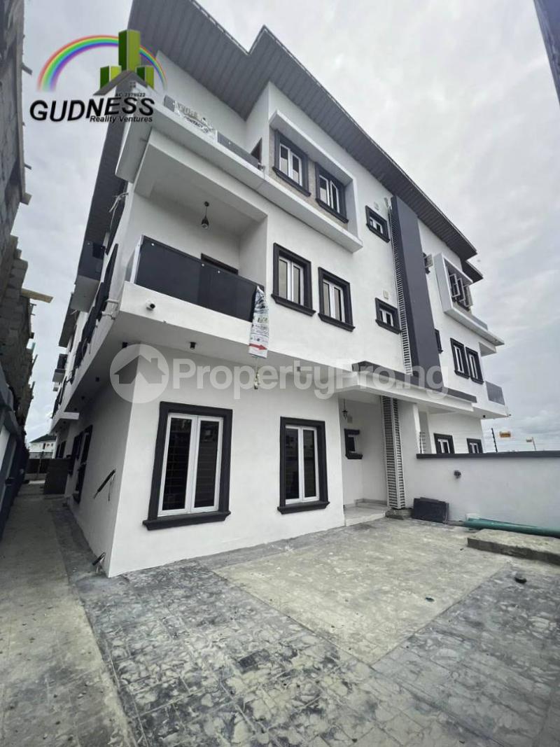 4 bedroom House for rent Ologolo Lekki Lagos