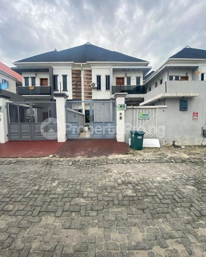 4 bedroom House for sale Lagos