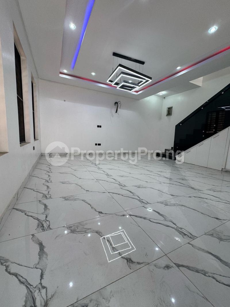 4 bedroom House for rent Jakande 1st Gate Jakande Lekki Lagos