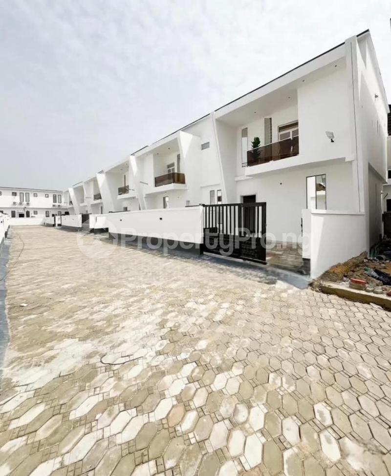 4 bedroom House for sale Ikota Lekki Lagos
