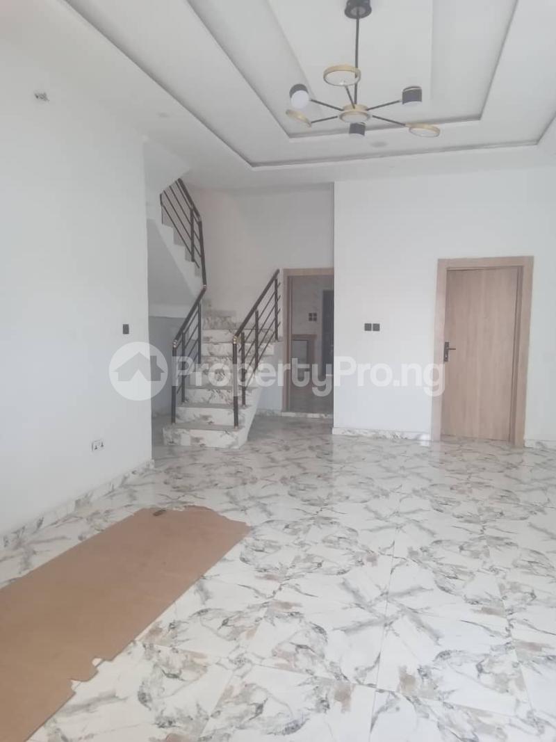 4 bedroom House for sale Ologolo Lekki Lagos