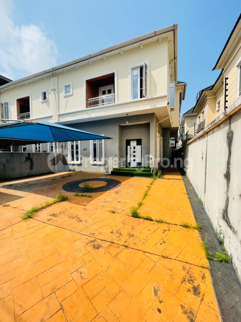 4 bedroom House for rent Ikota Lekki Lagos