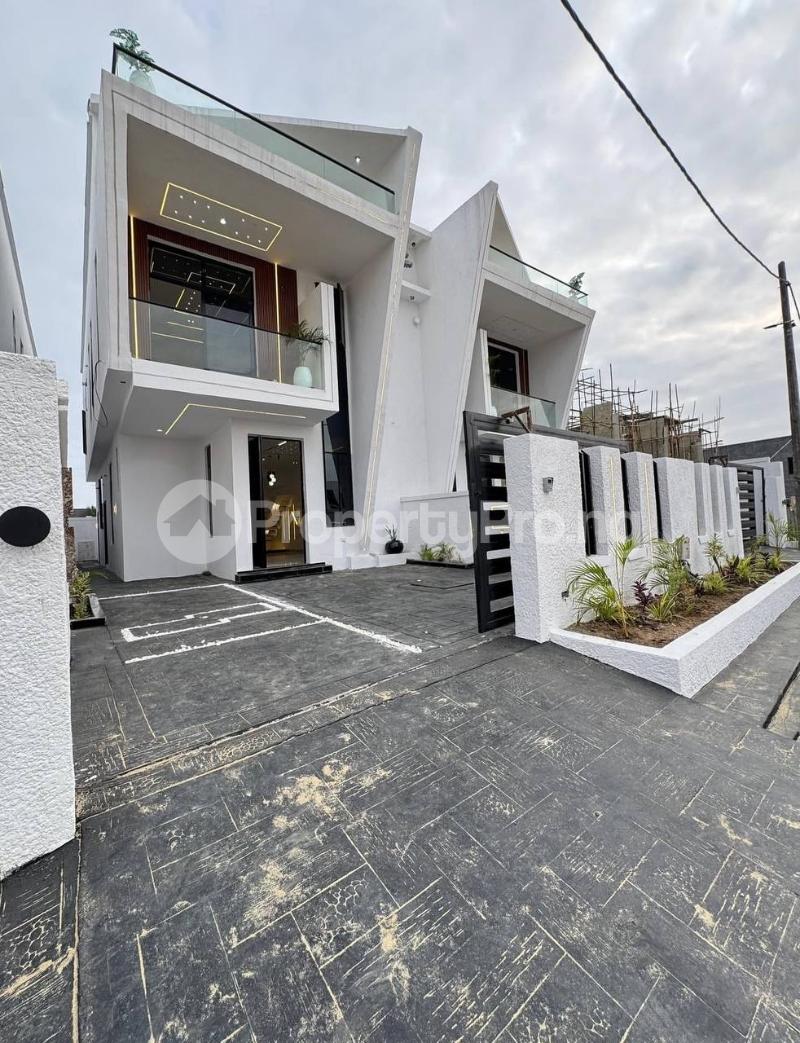 4 bedroom House for sale  Ikota Lekki Lagos