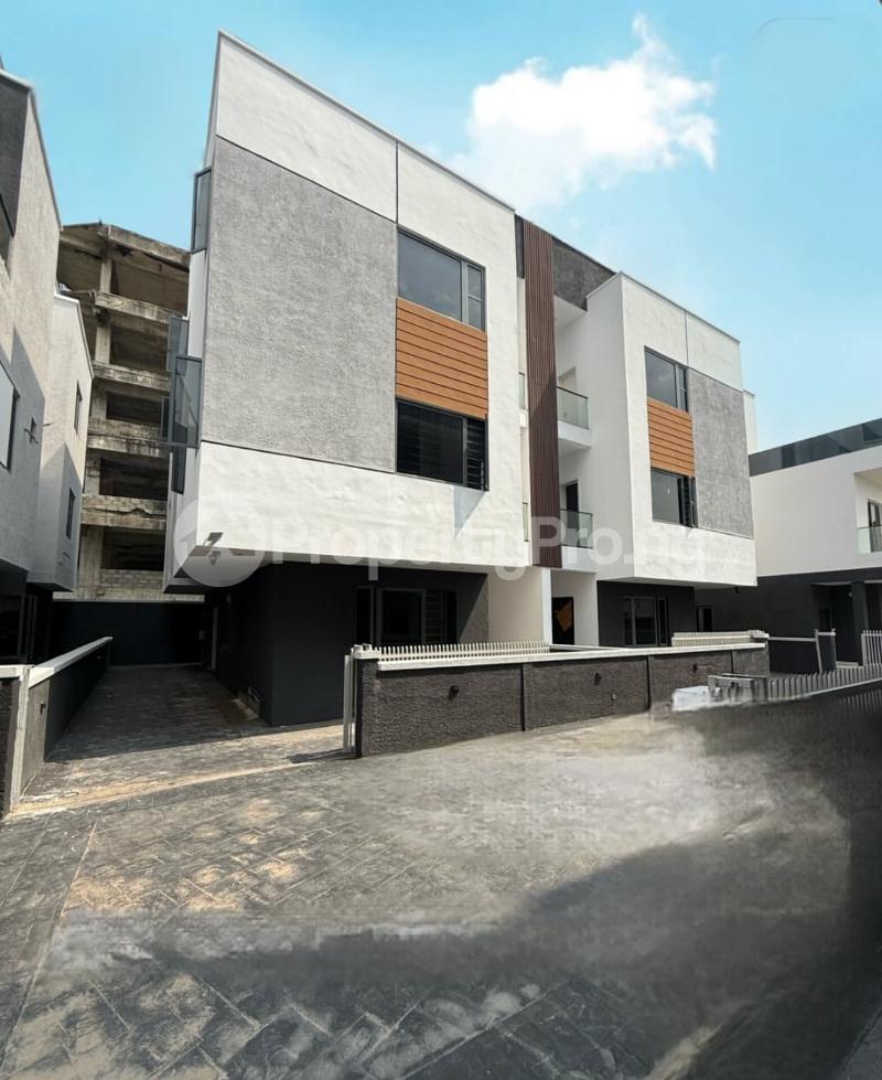 4 bedroom House for sale Adeniyi Jones Ikeja Lagos