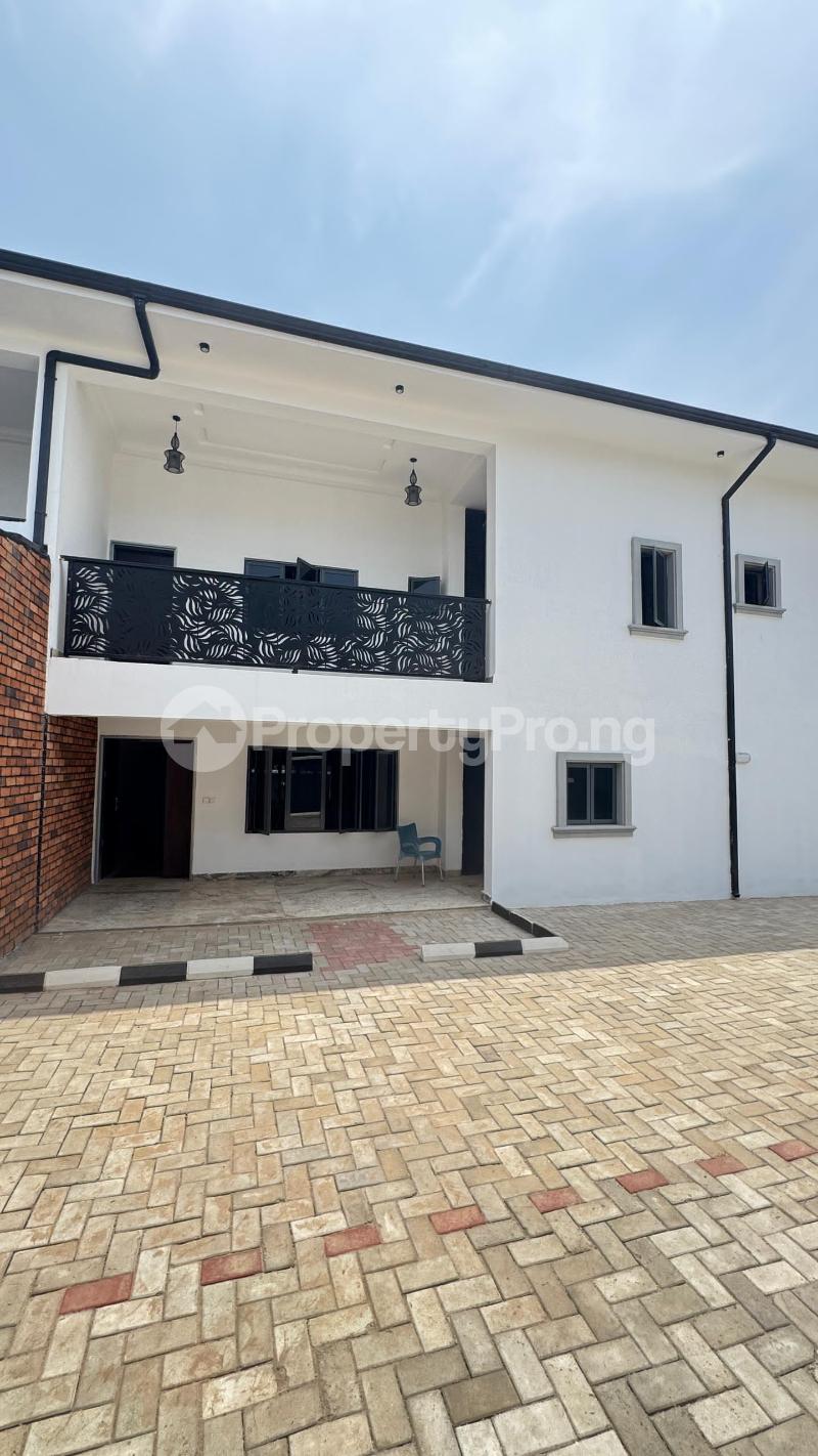 4 bedroom House for sale Gaduwa Abuja
