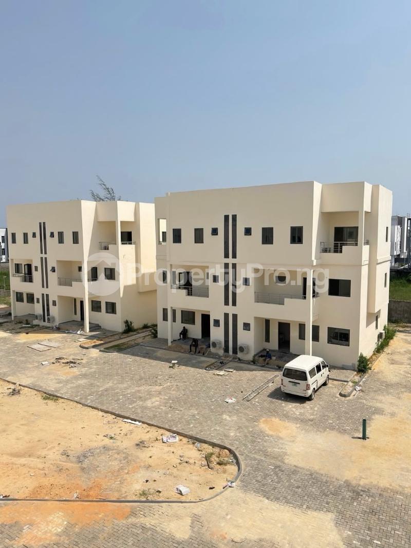 4 bedroom House for rent Osapa london Lekki Lagos
