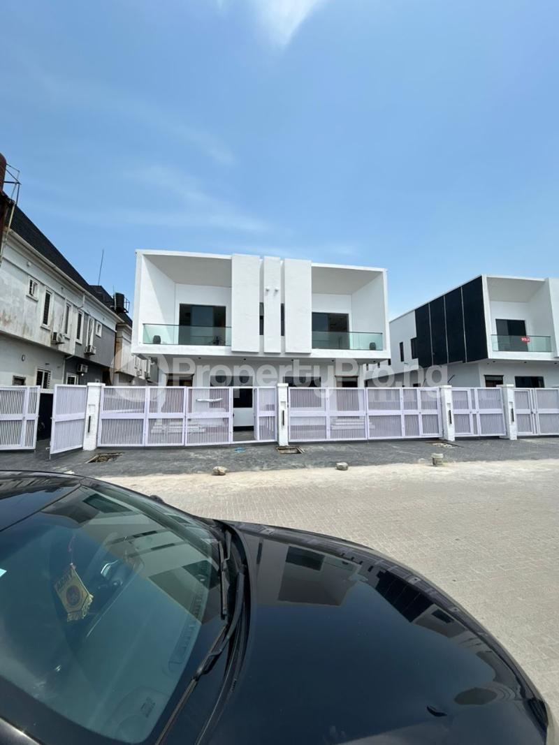 4 bedroom House for sale orchid Lekki Lagos