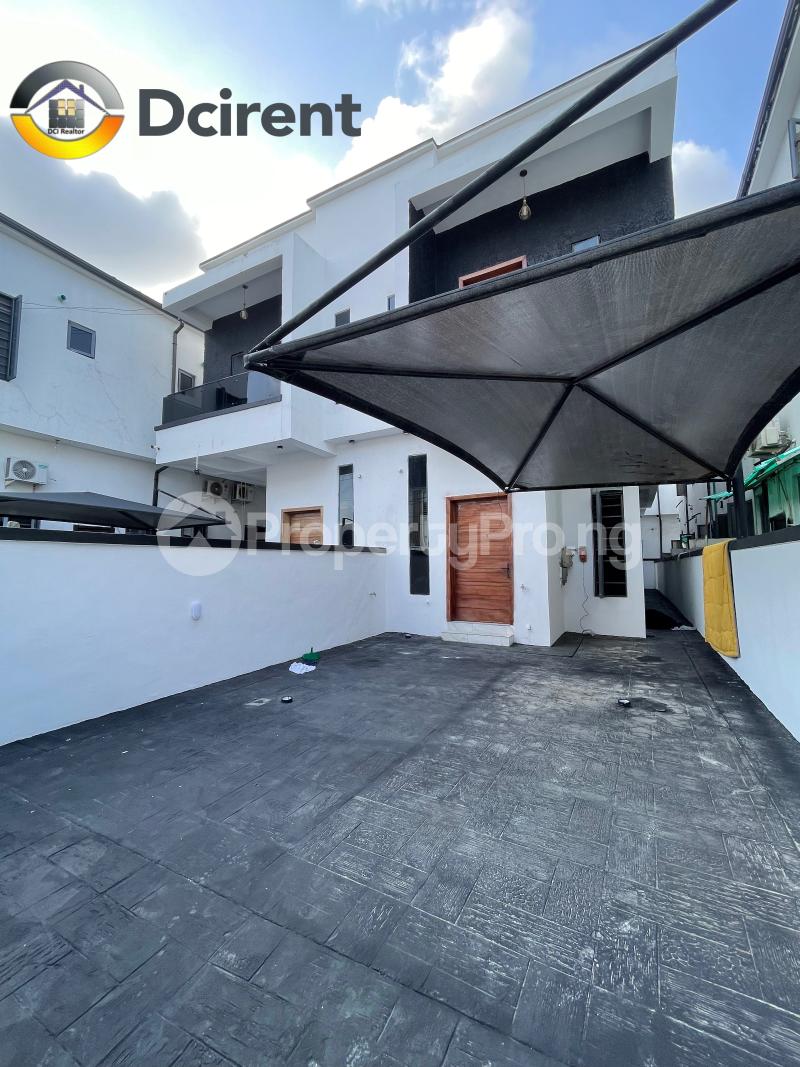 4 bedroom House for rent Ikota Lekki Lagos