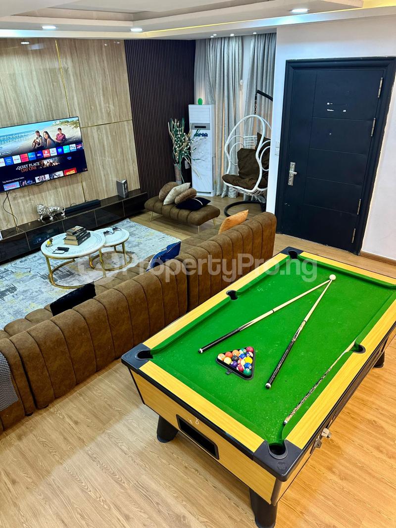 4 bedroom Flat / Apartment for shortlet ONIRU Victoria Island Lagos