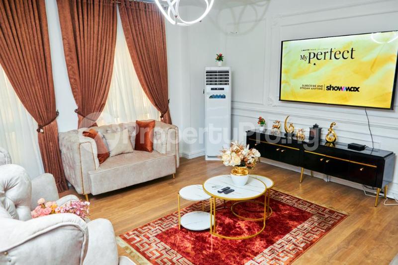 4 bedroom Flat / Apartment for shortlet Chevron Lekki Lagos