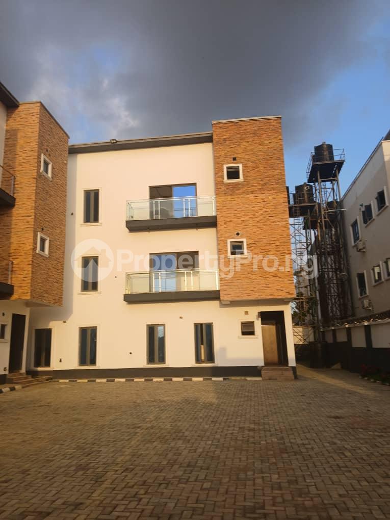 4 bedroom House for sale Mabushi Abuja
