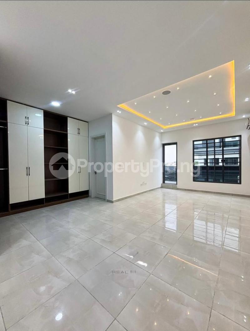 4 bedroom House for sale ONIRU Victoria Island Lagos