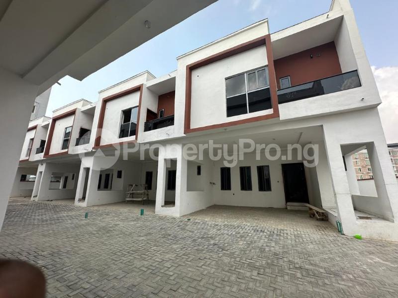 4 bedroom Flat / Apartment for sale Lekki Lagos