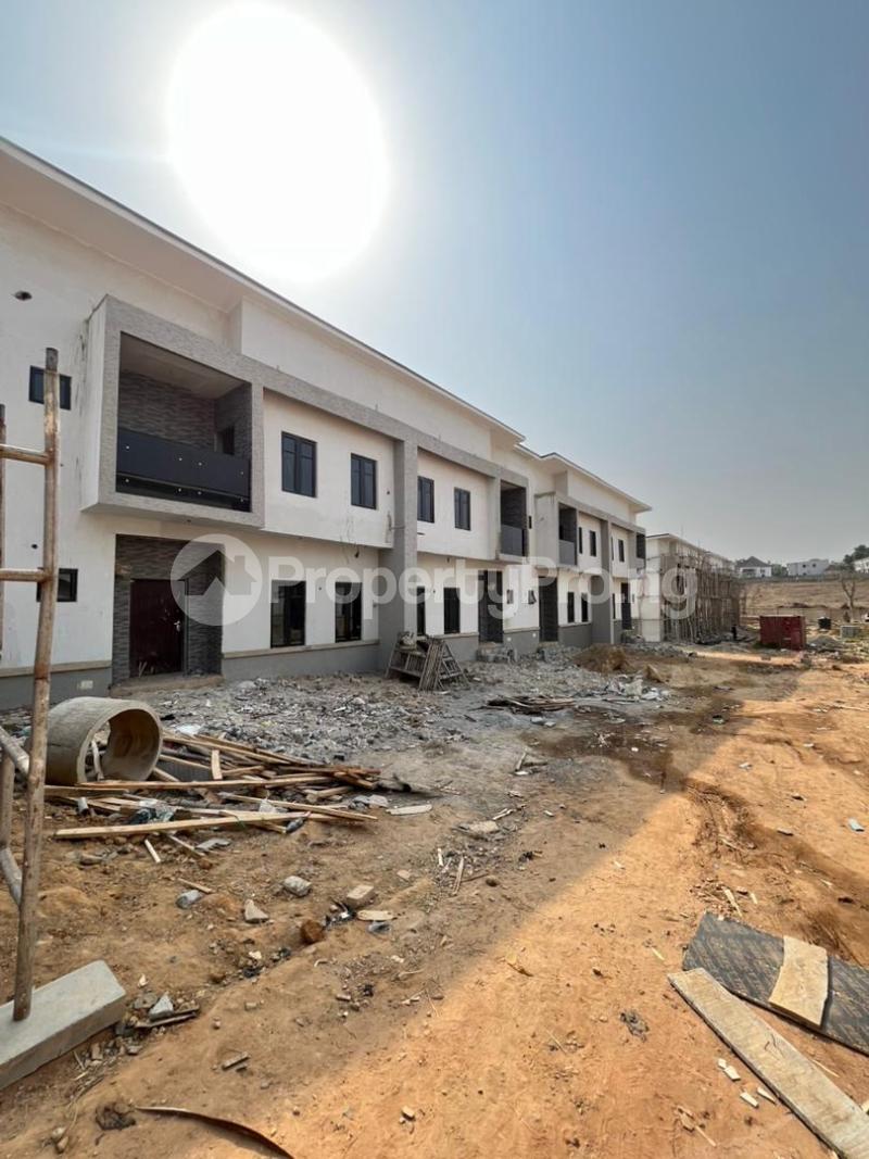 4 bedroom House for sale Dakwo Abuja