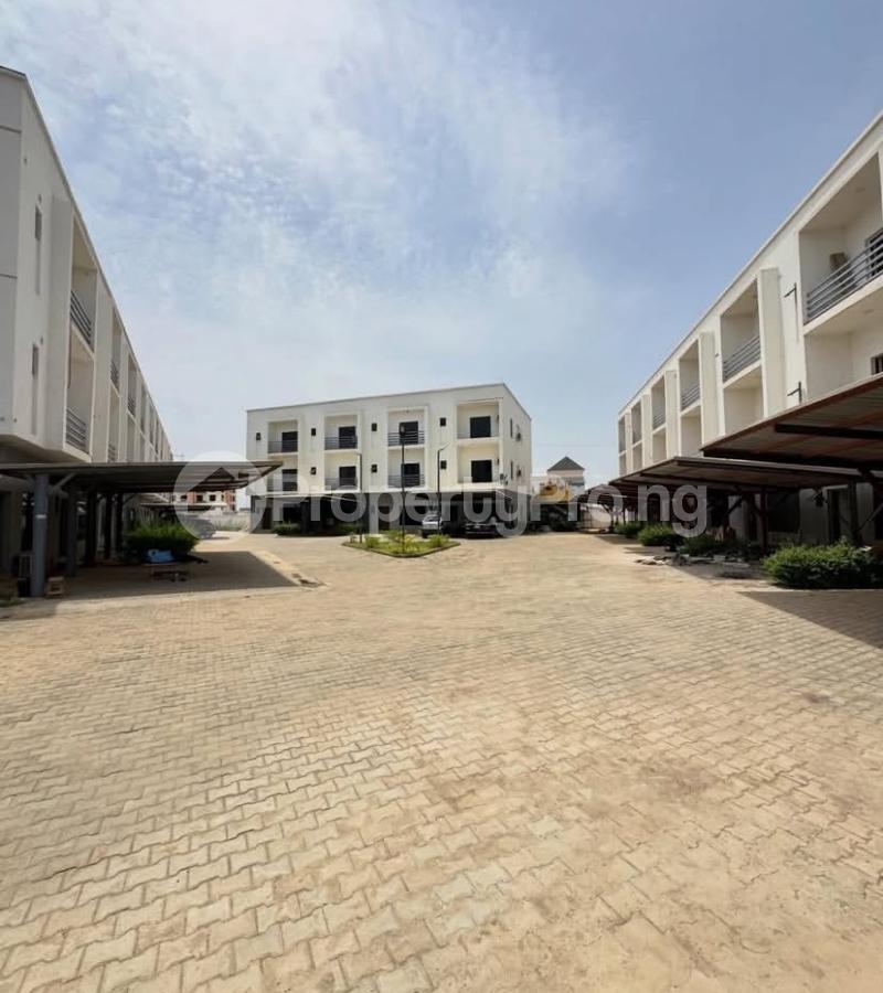4 bedroom House for rent Jahi Abuja